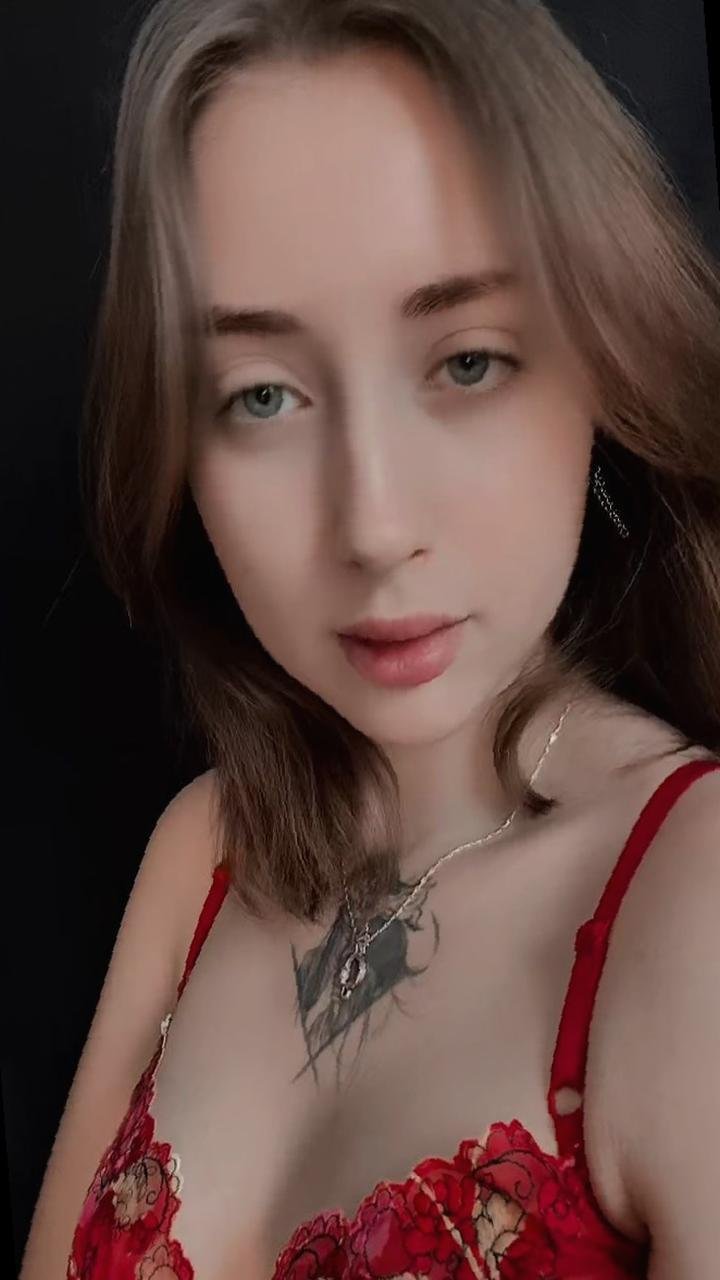 Innocent juicy teen alone #aAIHi1Kd